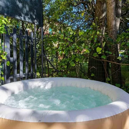 Golden Luxe - Jacuzzi Modern Front Sea Private Parking *